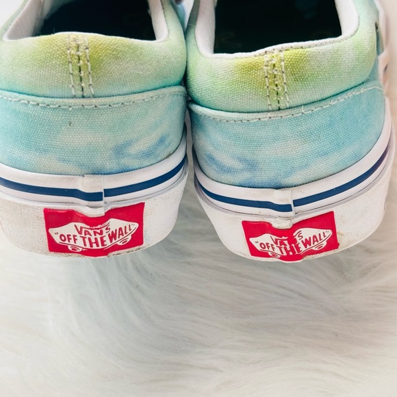 Kid’s Vans X SpongeBob Slip On Sneakers - Picture 5 of 6